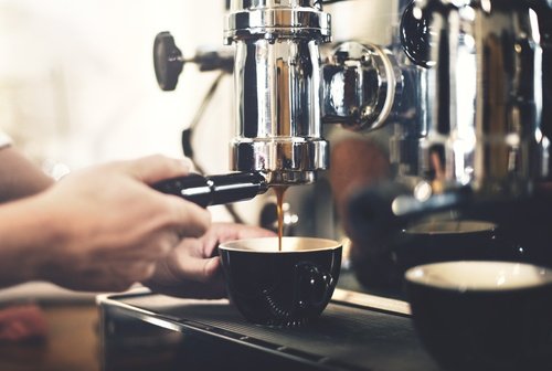 espresso-brewing.jpg